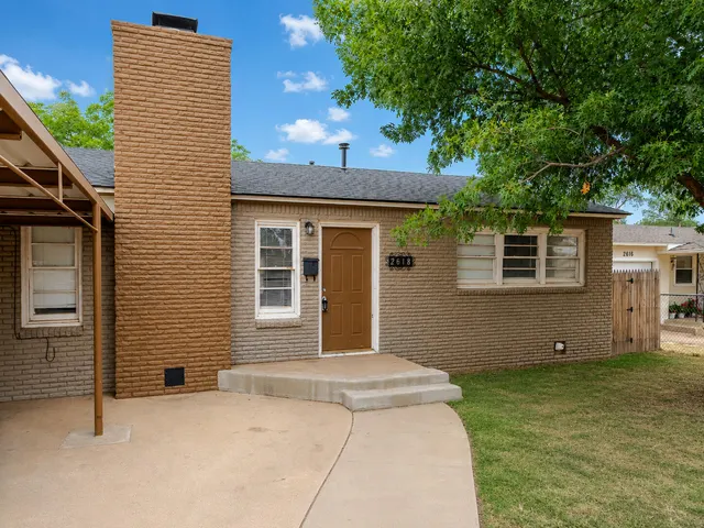 Photo 3 — 2618 44th Street, Lubbock, TX 79413