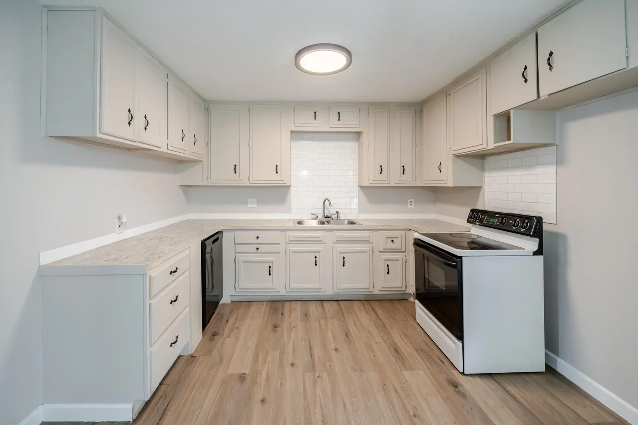 Photo 9 — 2618 44th Street, Lubbock, TX 79413