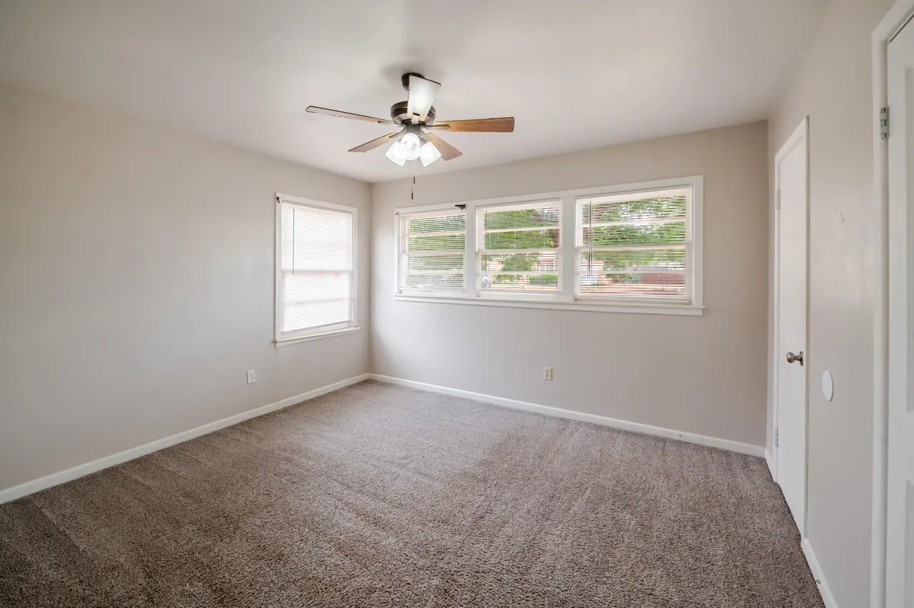 Photo 12 — 2618 44th Street, Lubbock, TX 79413