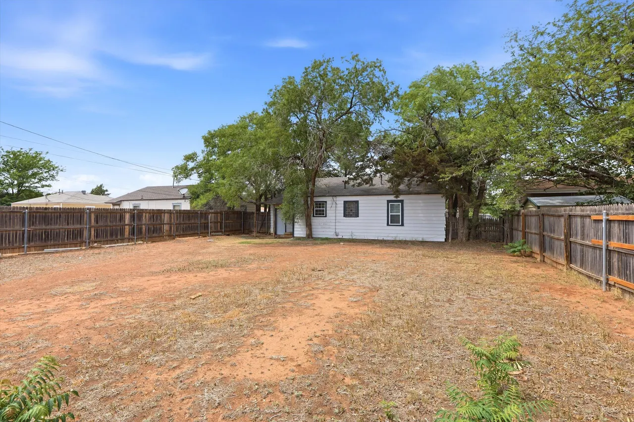 Photo 19 — 3609 32nd Street, Lubbock, TX 79410