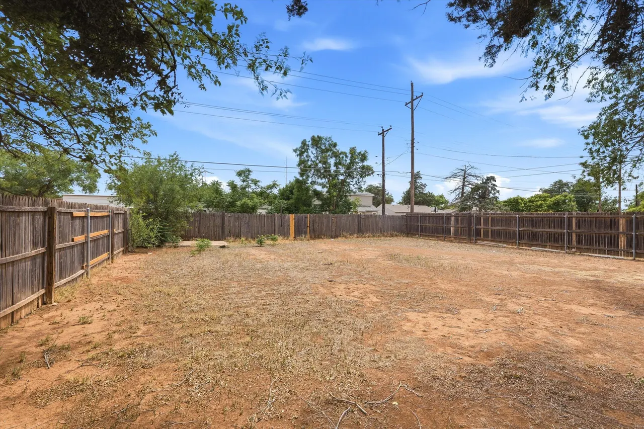 Photo 20 — 3609 32nd Street, Lubbock, TX 79410