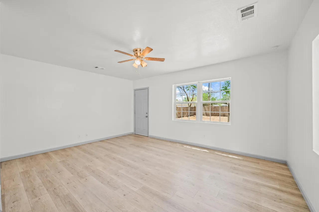 Photo 5 — 2517 41st Street, Lubbock, TX 79413