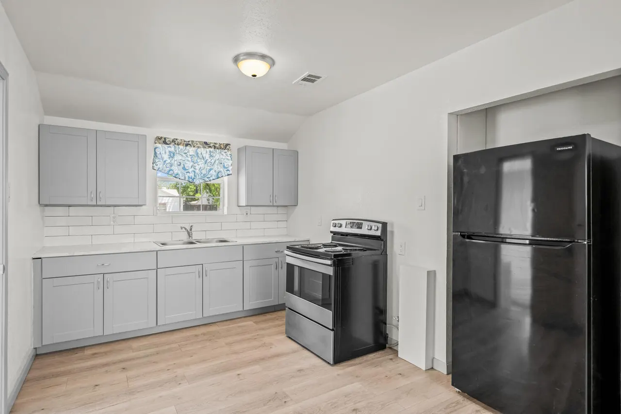 Photo 9 — 2517 41st Street, Lubbock, TX 79413