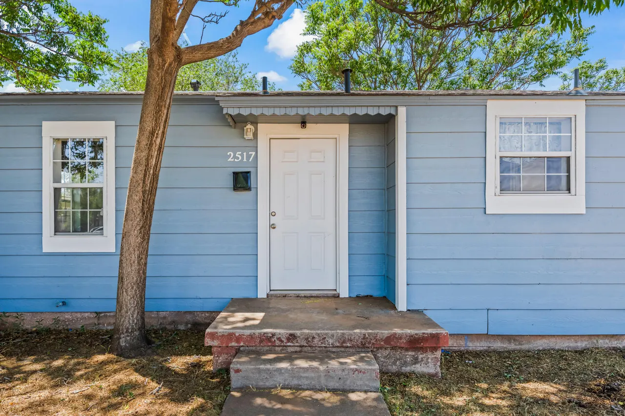 Photo 3 — 2517 41st Street, Lubbock, TX 79413