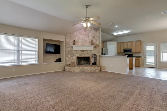 Photo 2 — 6813 35th Street, Lubbock, TX 79407