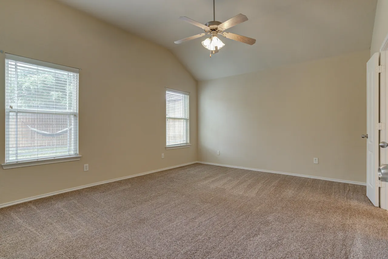 Photo 10 — 6813 35th Street, Lubbock, TX 79407