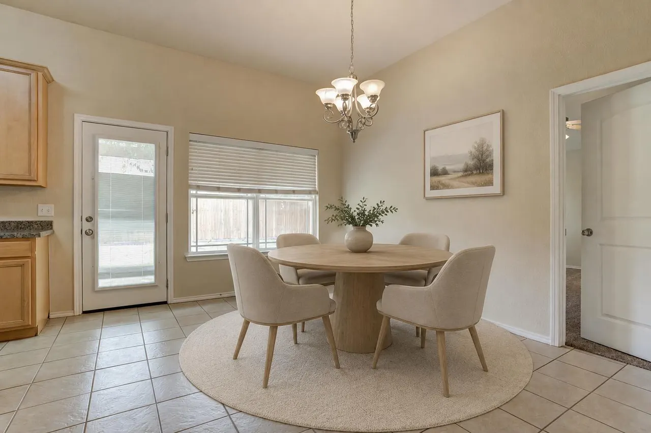 Photo 7 — 6813 35th Street, Lubbock, TX 79407