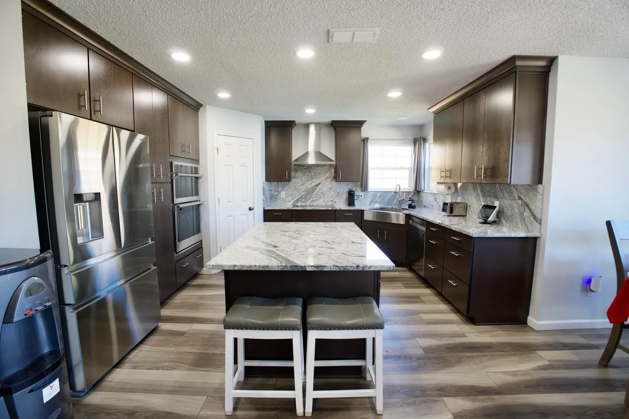Photo 5 — 6718 9th Street, Lubbock, TX 79416