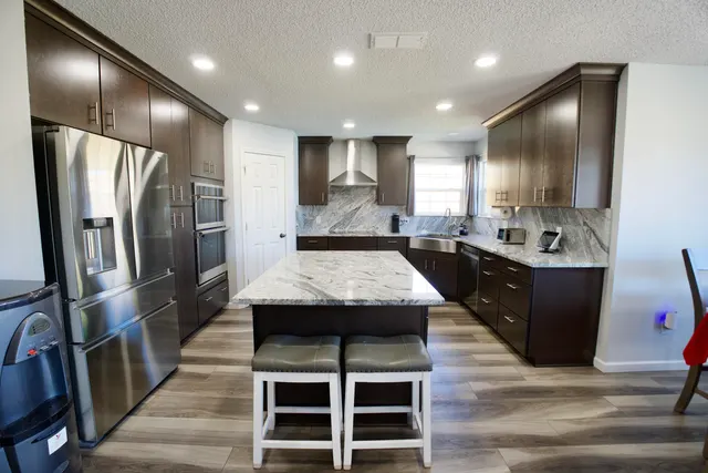Photo 5 — 6718 9th Street, Lubbock, TX 79416
