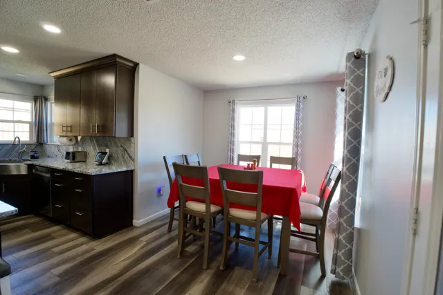 Photo 8 — 6718 9th Street, Lubbock, TX 79416