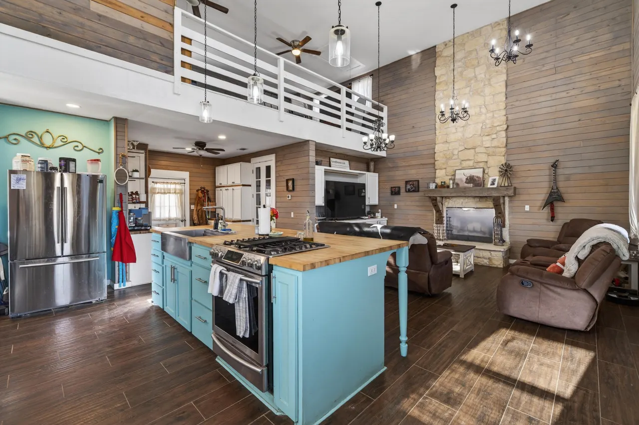 Photo 17 — 9715 County Road 5200 # A-C, Shallowater, TX 79363