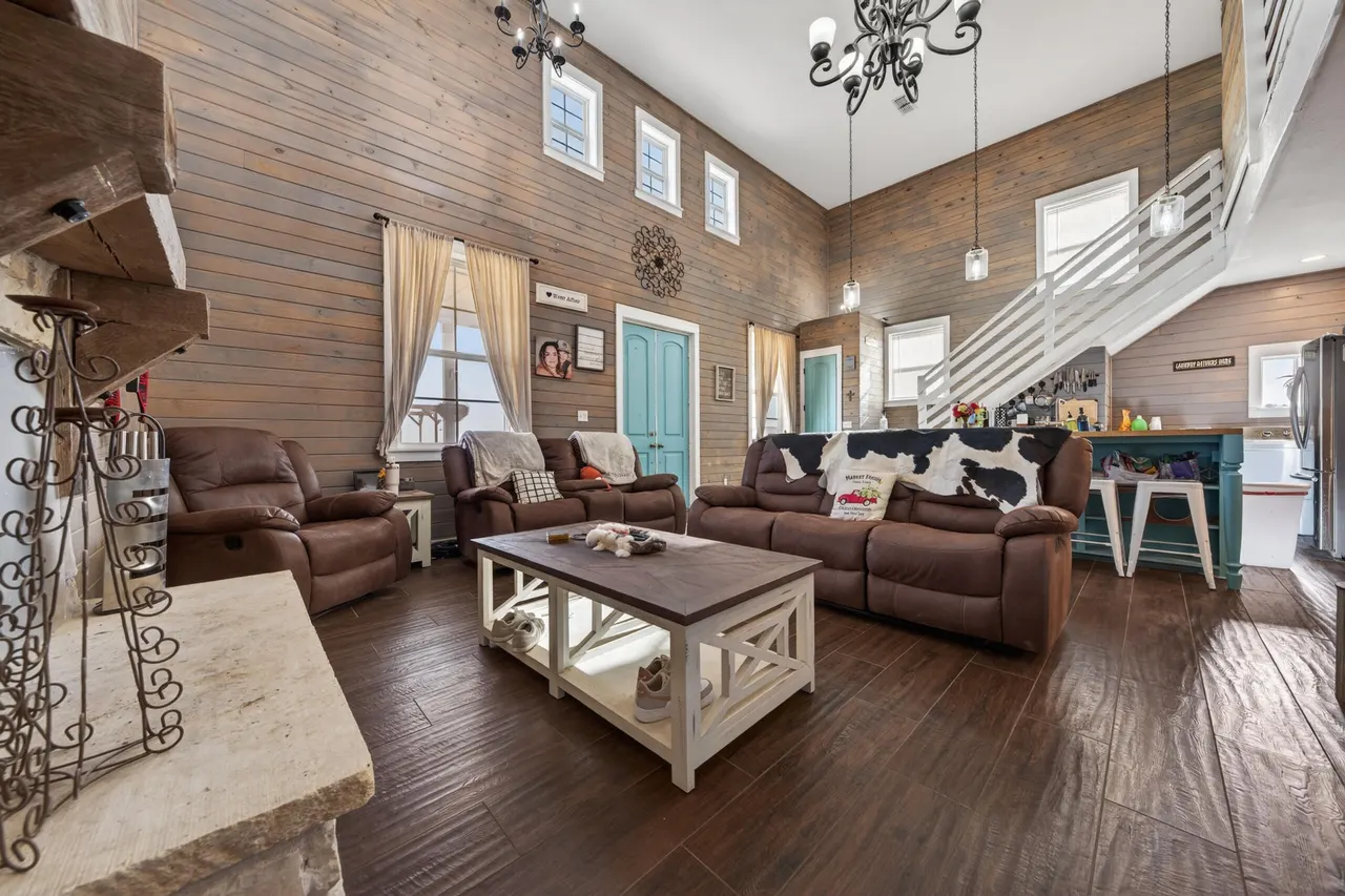 Photo 18 — 9715 County Road 5200 # A-C, Shallowater, TX 79363
