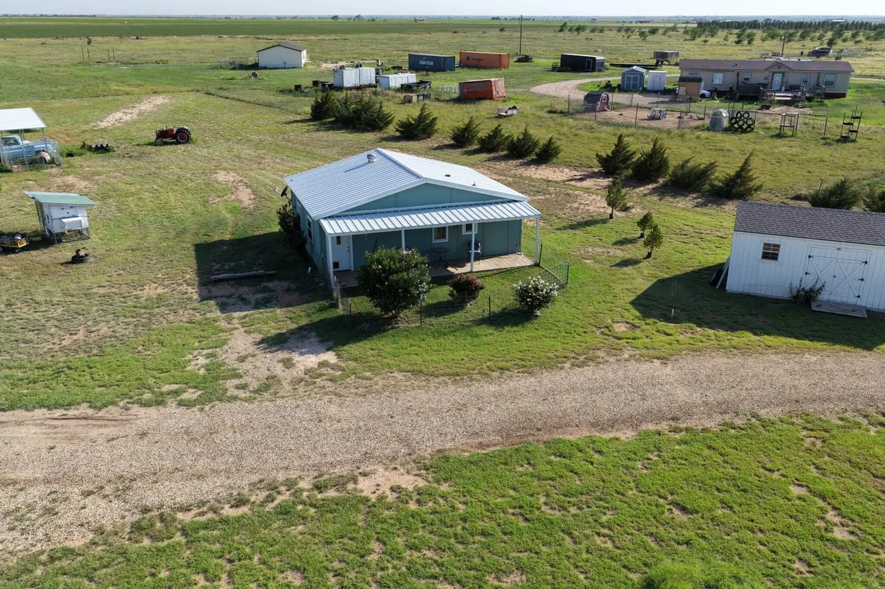 Photo 21 — 9715 County Road 5200 # A-C, Shallowater, TX 79363