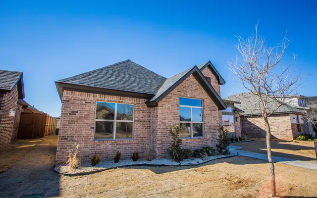 Photo 4 — 1310 Chaucer Lane, Wolfforth, TX 79382