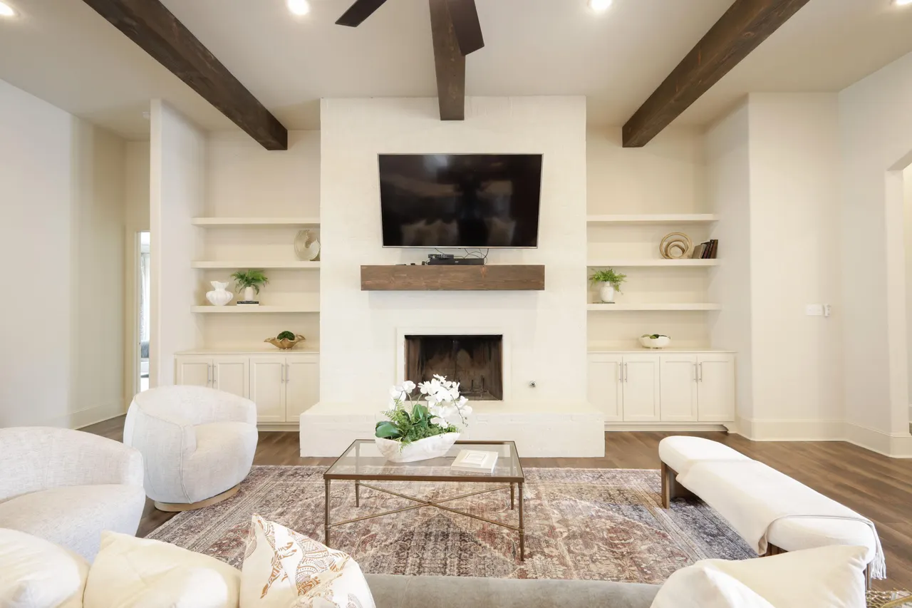 Photo 5 — 11107 Miami Avenue, Lubbock, TX 79423