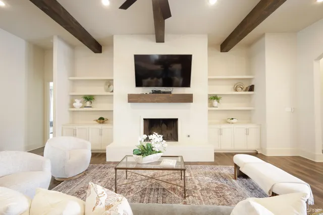 Photo 5 — 11107 Miami Avenue, Lubbock, TX 79423