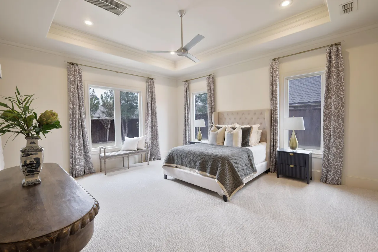 Photo 13 — 11107 Miami Avenue, Lubbock, TX 79423