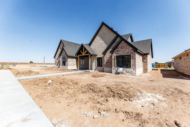 Photo 3 — 508 N 14th Street, Wolfforth, TX 79382