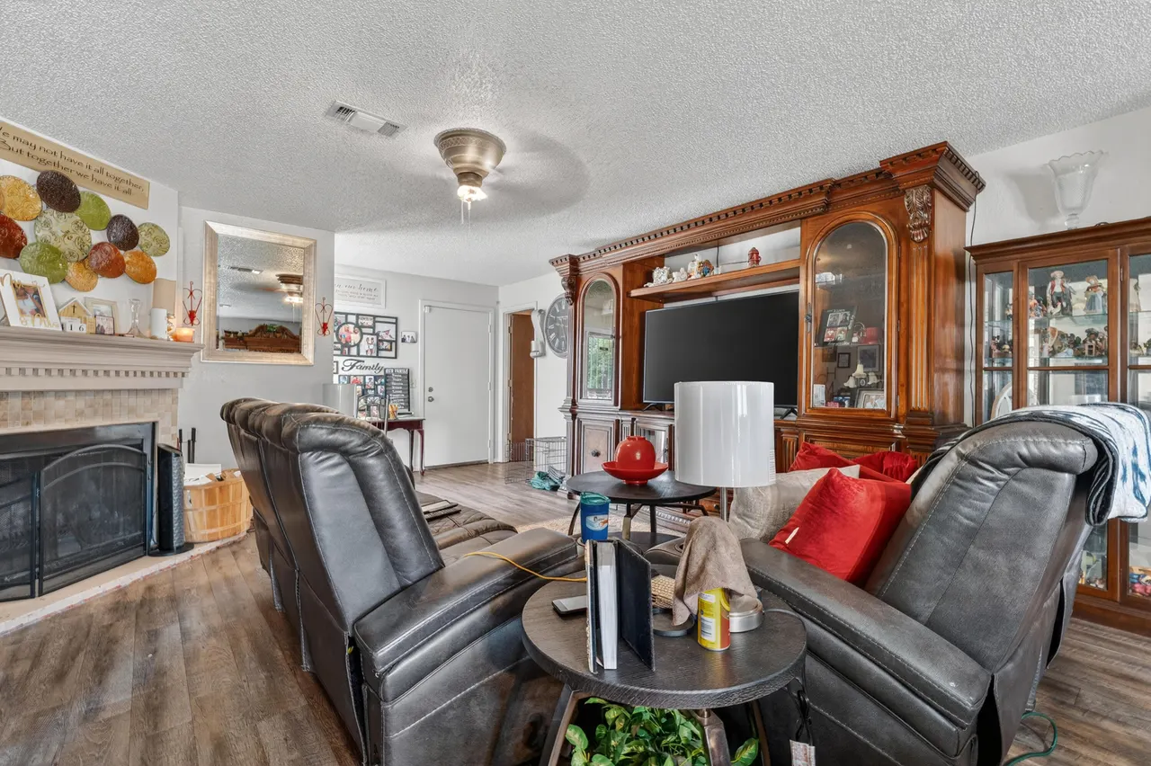 Photo 8 — 8402 Flint Avenue, Lubbock, TX 79423