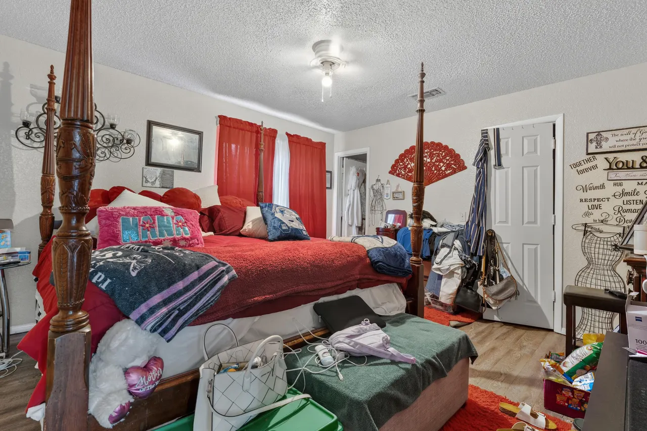 Photo 14 — 8402 Flint Avenue, Lubbock, TX 79423