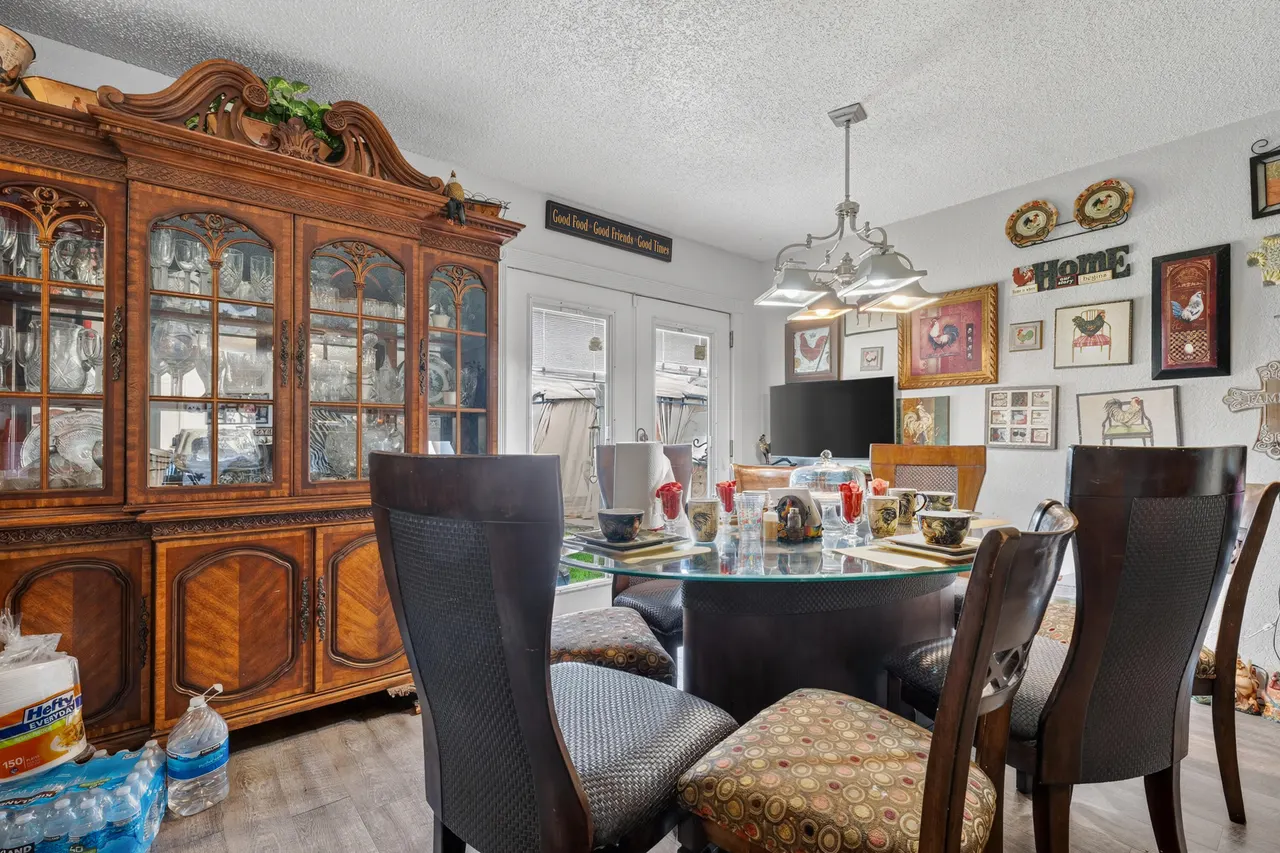 Photo 10 — 8402 Flint Avenue, Lubbock, TX 79423