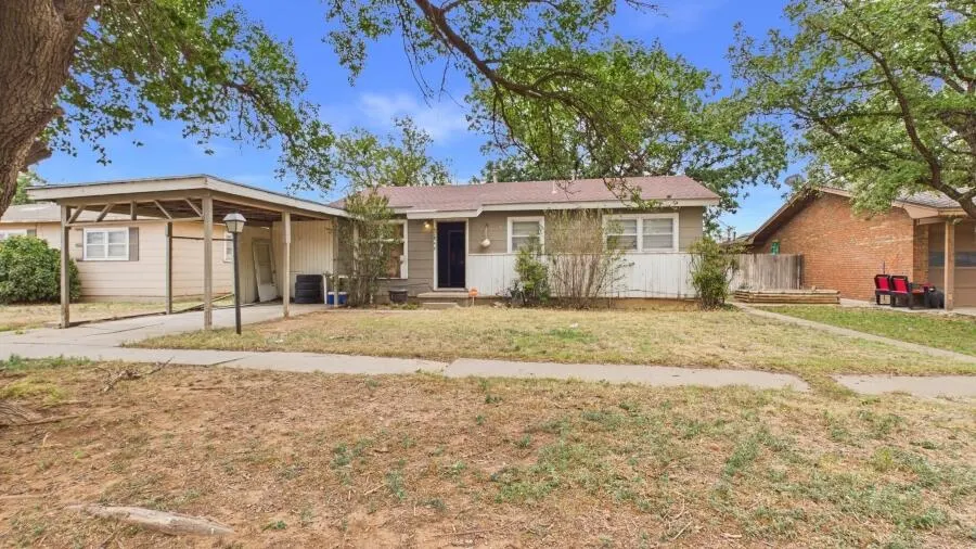 Front exterior — 518 W 2nd Street, Hale Center, TX 79041