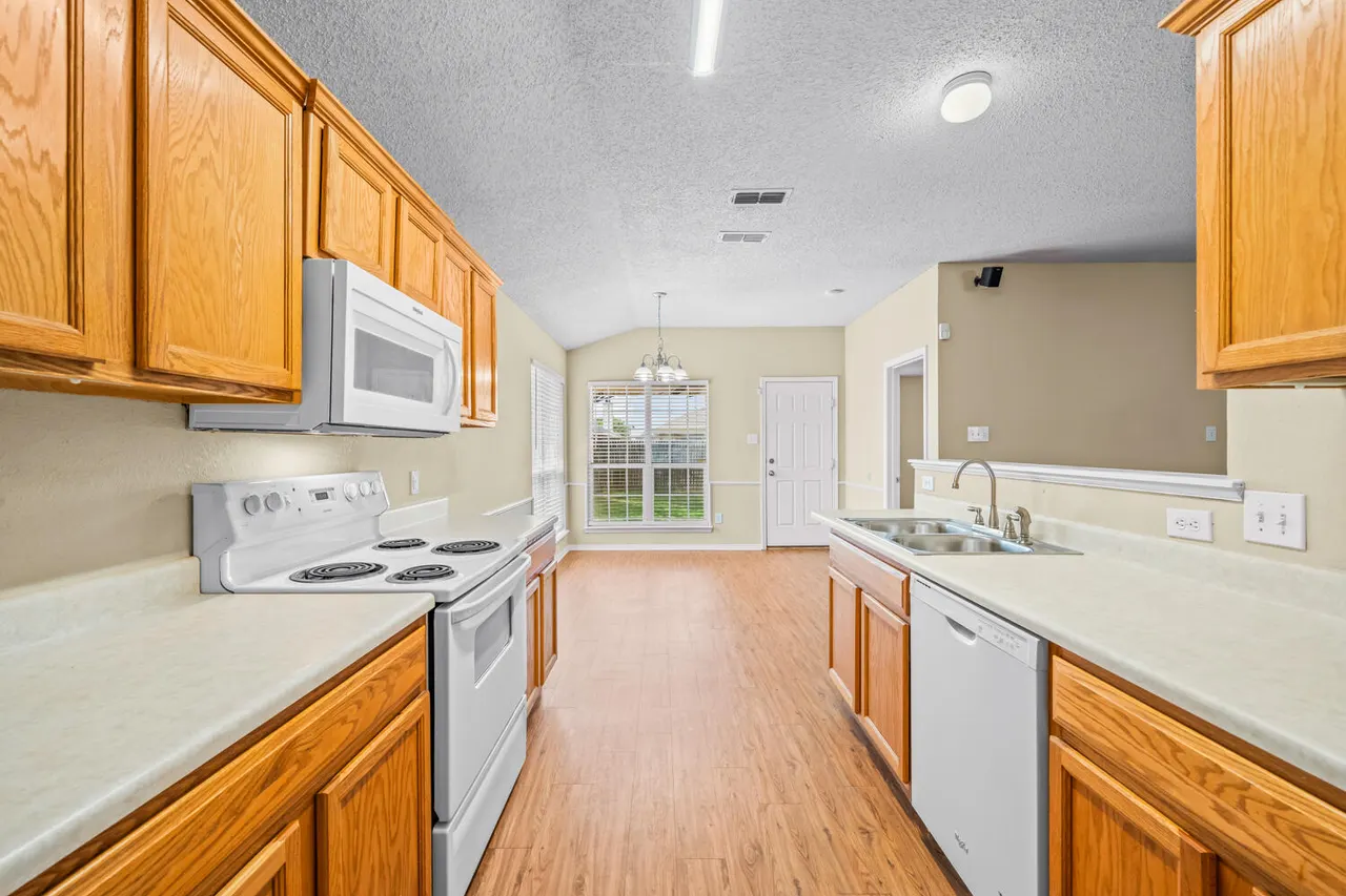 Photo 6 — 6522 88th Street, Lubbock, TX 79424