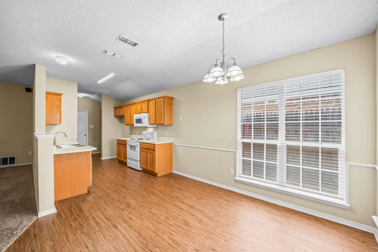 Photo 9 — 6522 88th Street, Lubbock, TX 79424