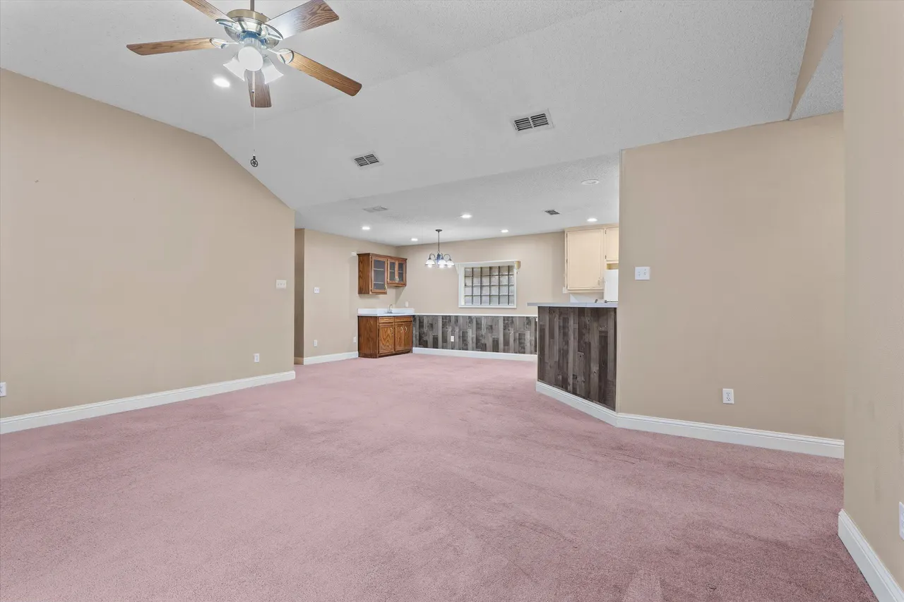 Photo 5 — 5110 59th Street, Lubbock, TX 79414