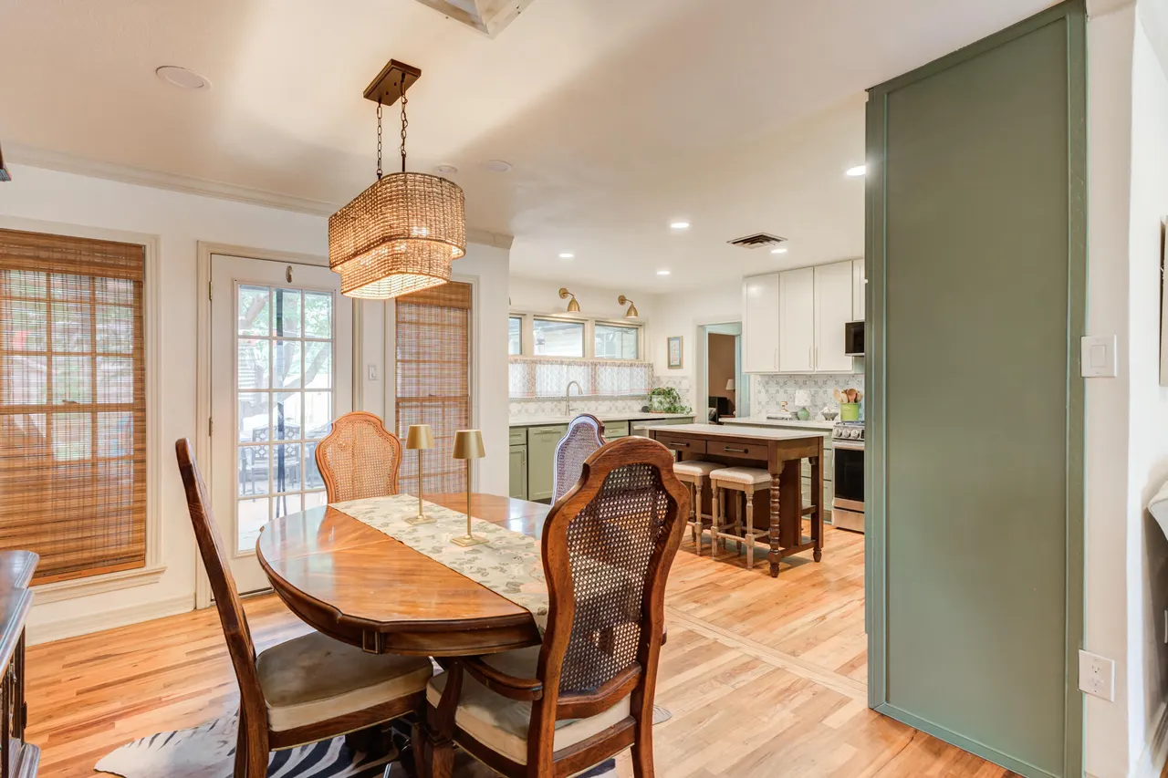 Photo 8 — 2505 31st Street, Lubbock, TX 79410