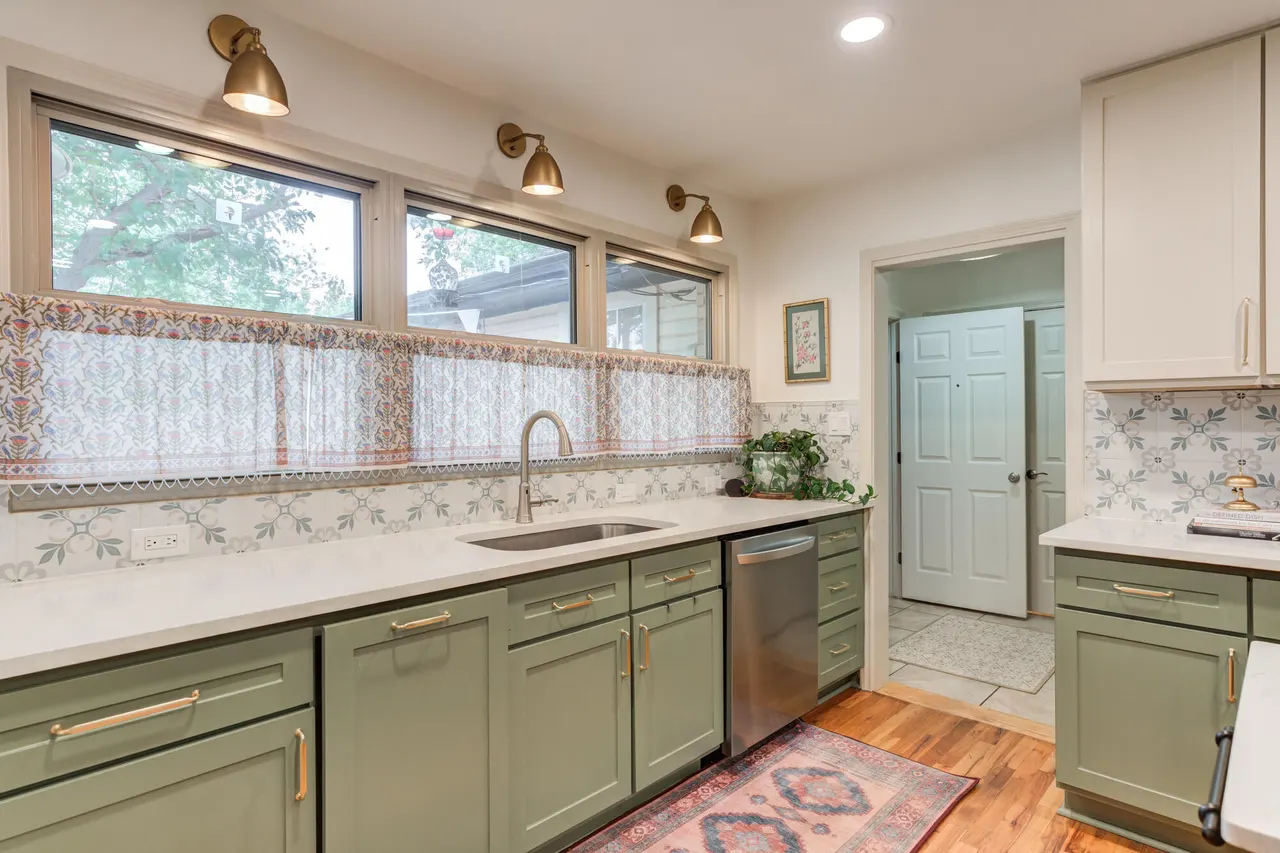 Photo 19 — 2505 31st Street, Lubbock, TX 79410