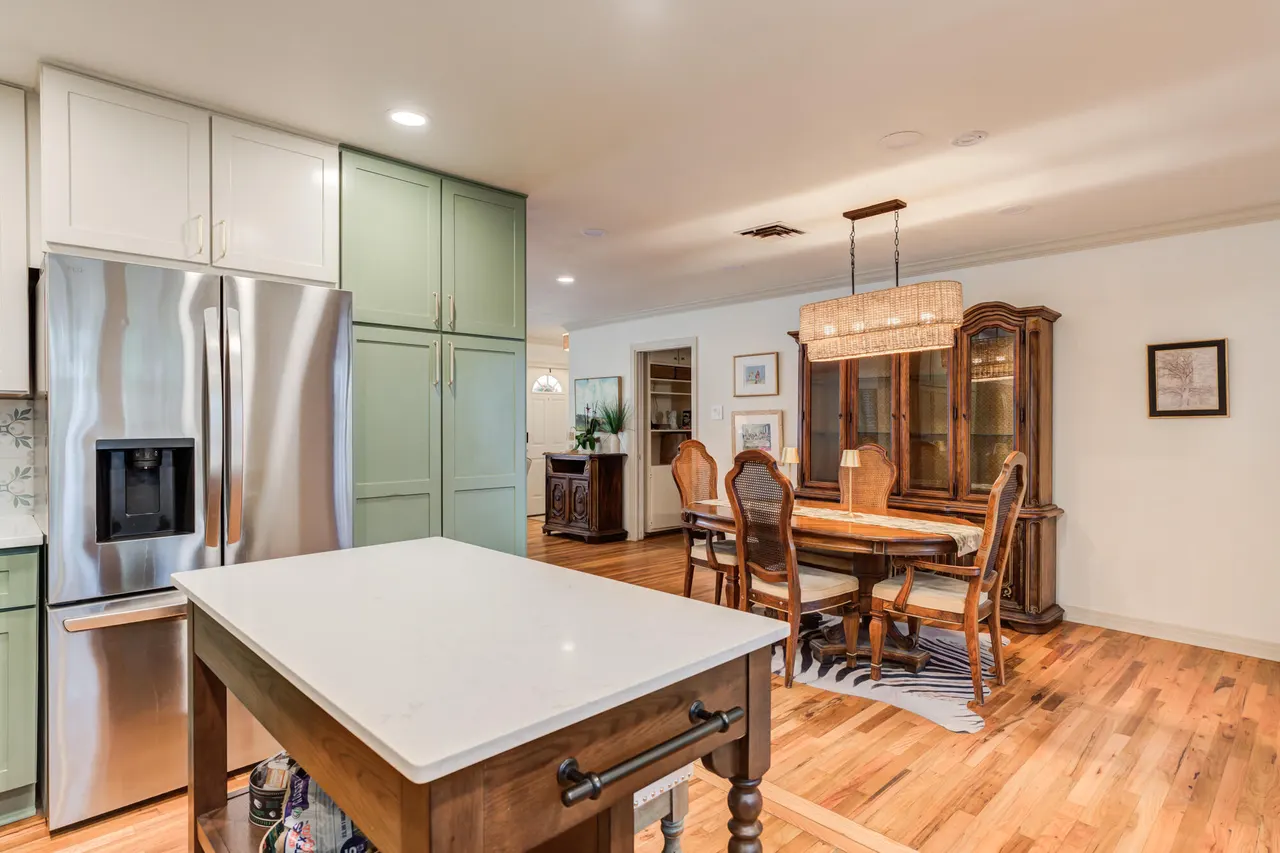 Photo 14 — 2505 31st Street, Lubbock, TX 79410