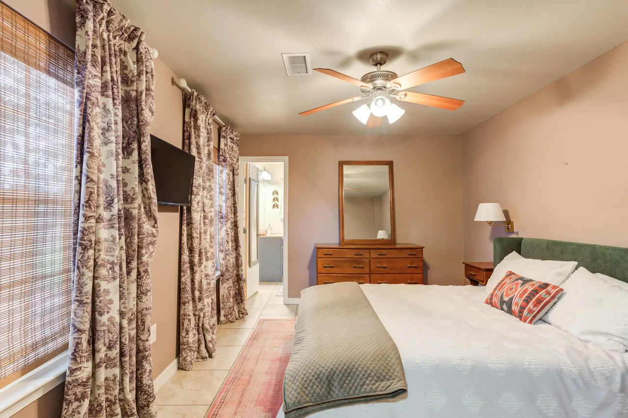 Photo 27 — 2505 31st Street, Lubbock, TX 79410
