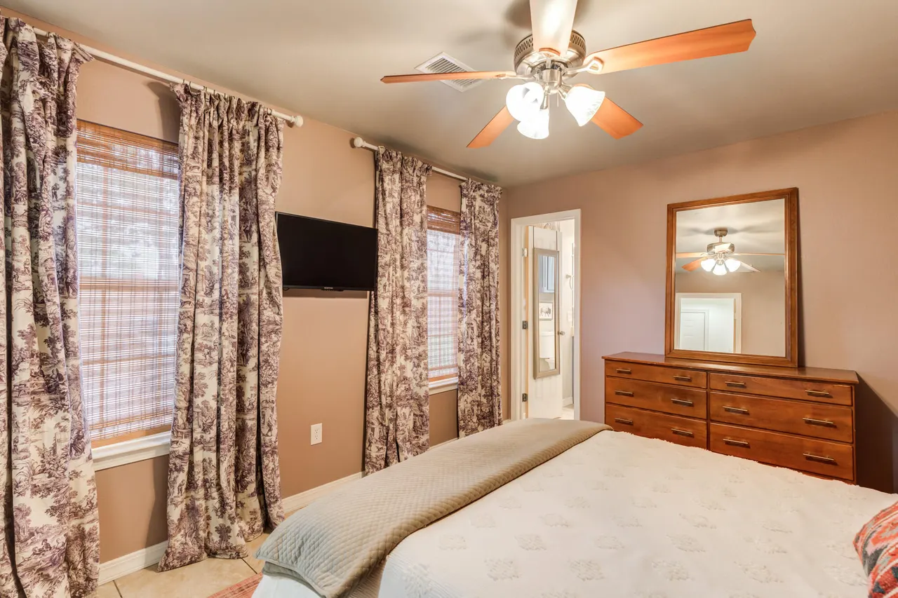 Photo 30 — 2505 31st Street, Lubbock, TX 79410