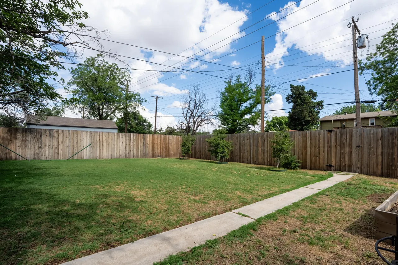 Photo 43 — 2505 31st Street, Lubbock, TX 79410