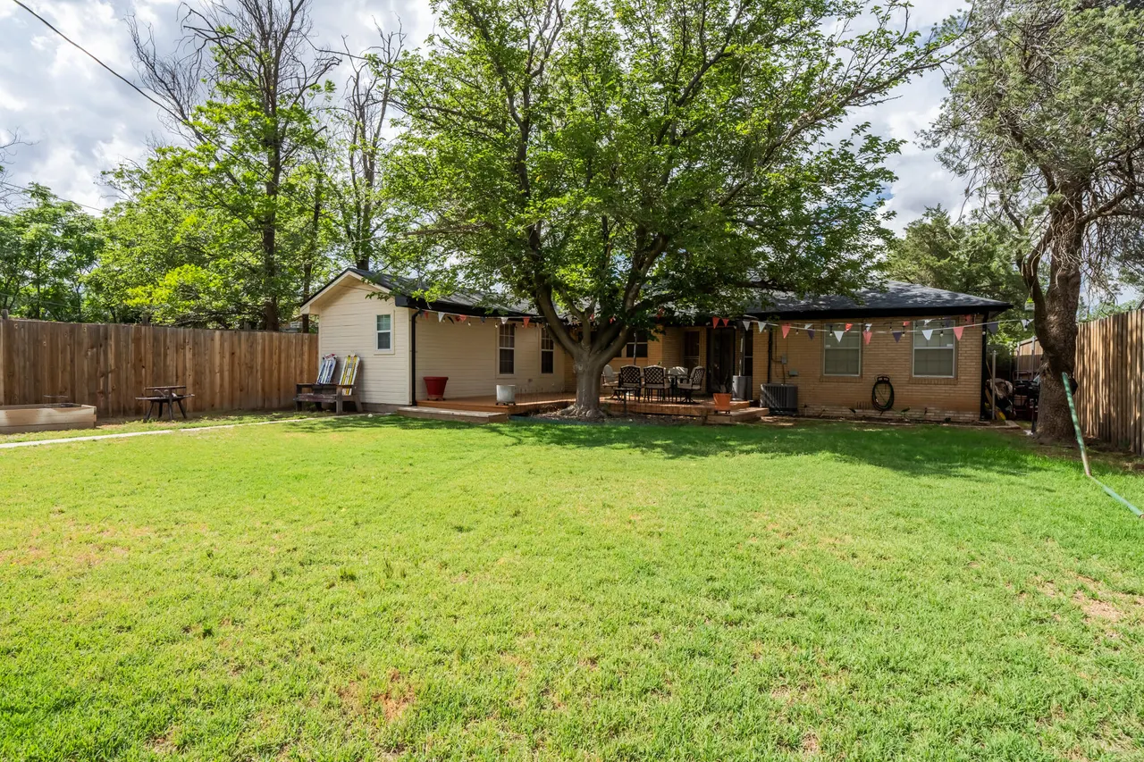 Photo 41 — 2505 31st Street, Lubbock, TX 79410