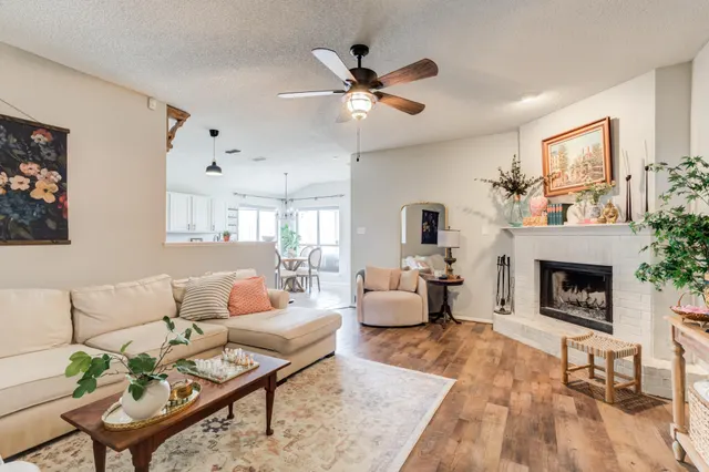 Photo 5 — 6211 18th Street, Lubbock, TX 79416