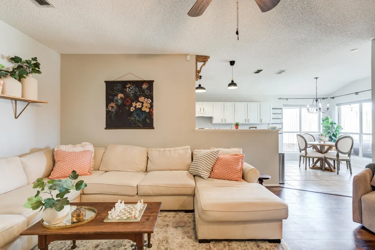 Photo 7 — 6211 18th Street, Lubbock, TX 79416