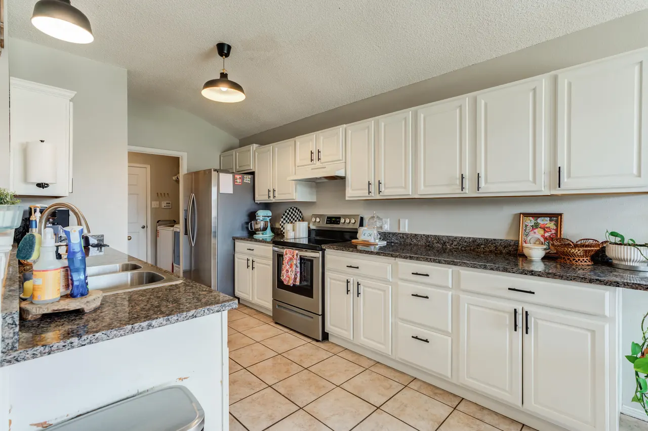 Photo 15 — 6211 18th Street, Lubbock, TX 79416