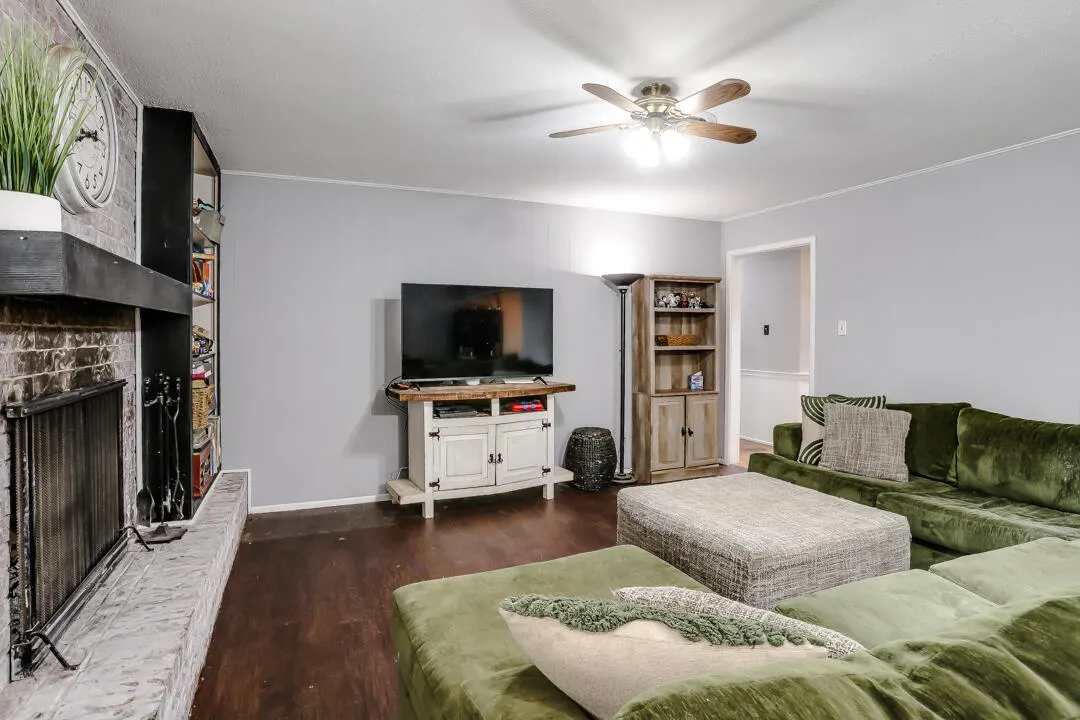 Photo 9 — 3414 68th Drive, Lubbock, TX 79413