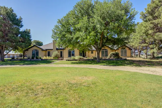 Photo 2 — 9009 County Rd 7500, Wolfforth, TX 79382
