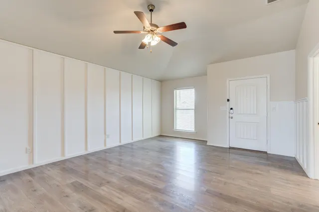 Photo 2 — 7012 34th Place, Lubbock, TX 79407