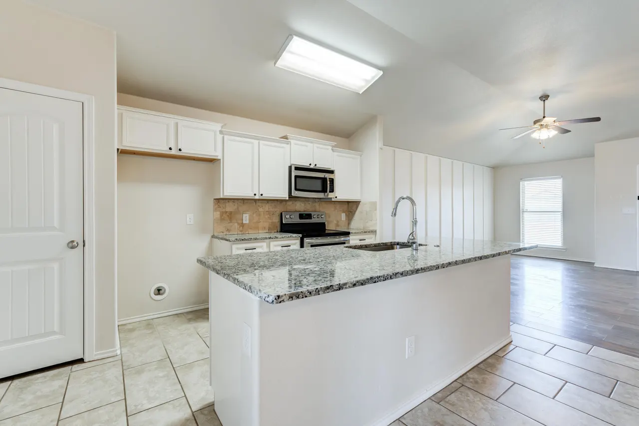 Photo 20 — 7012 34th Place, Lubbock, TX 79407
