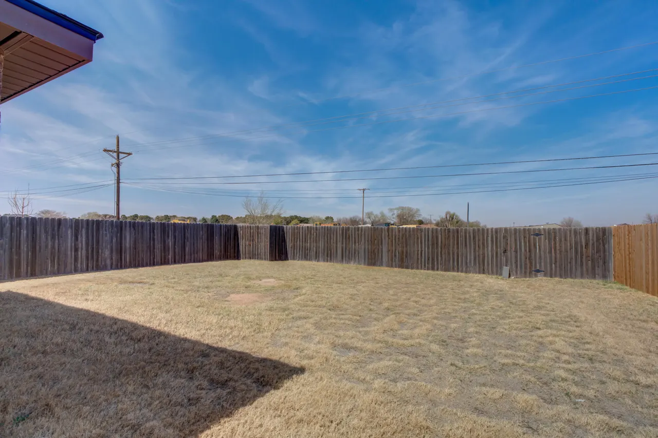 Photo 35 — 7012 34th Place, Lubbock, TX 79407