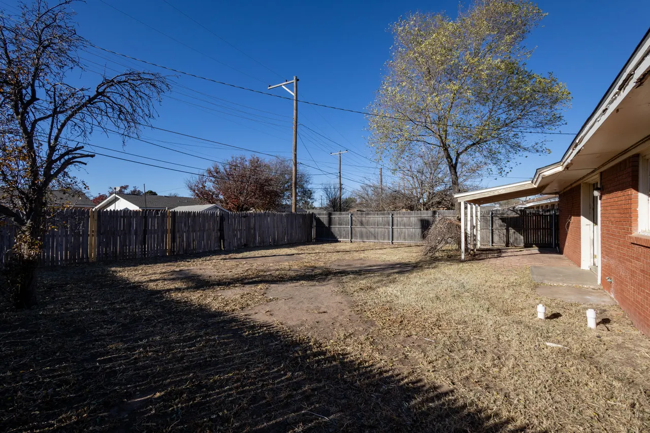 Photo 20 — 606 Bangor Avenue, Lubbock, TX 79416