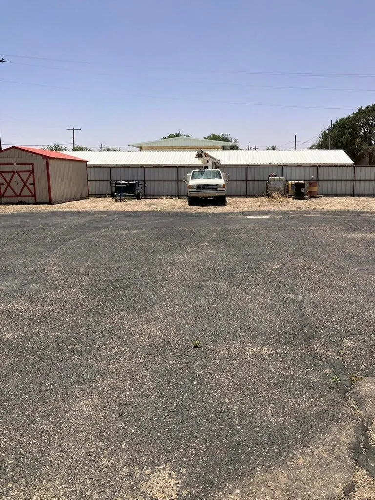 Photo 15 — 2601 Olton Road, Plainview, TX 79072
