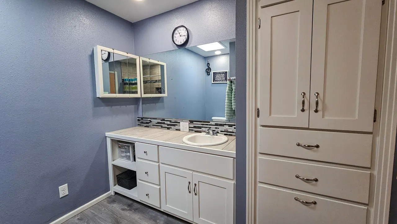 Photo 16 — 2701 W 11th Street, Plainview, TX 79072