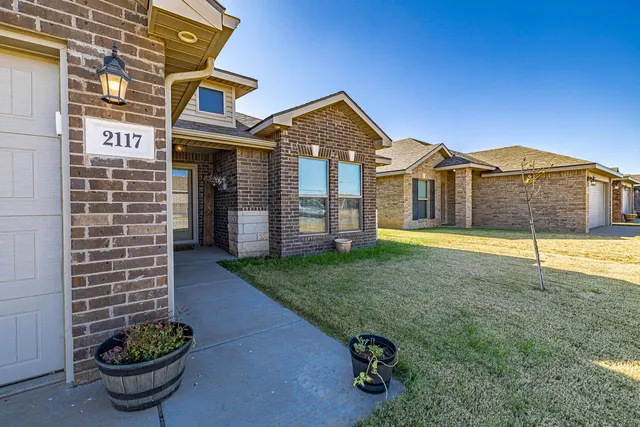 Photo 5 — 2117 139th Street, Lubbock, TX 79423