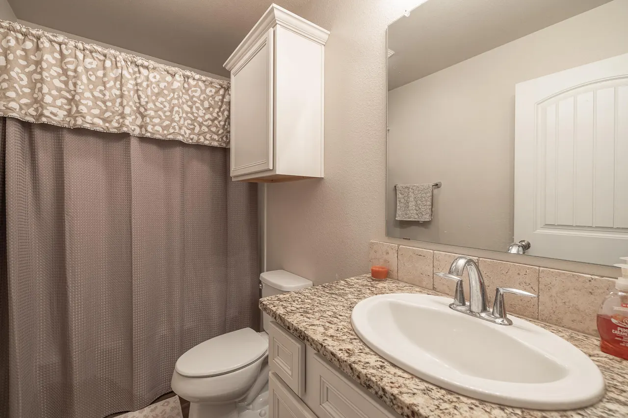 Photo 14 — 2117 139th Street, Lubbock, TX 79423