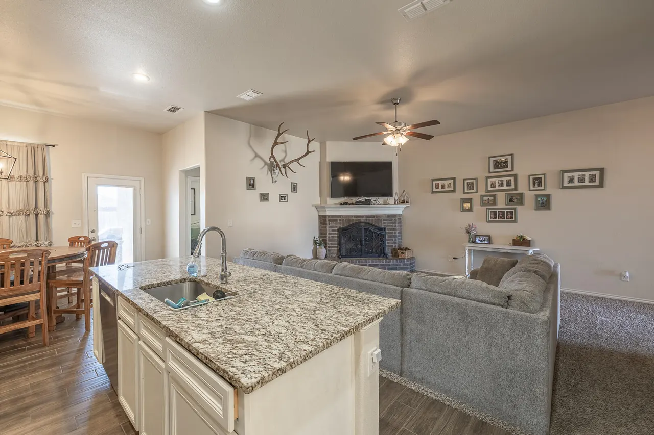 Photo 24 — 2117 139th Street, Lubbock, TX 79423